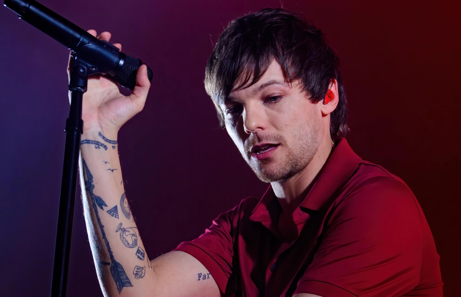 Louis Tomlinson Net Worth Check Celebrity Net Worth